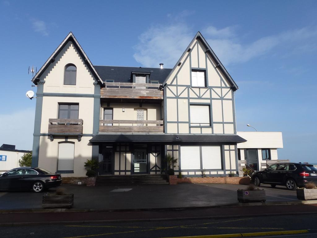 Apartamento Le Normandy Pourville-sur-Mer Habitación foto