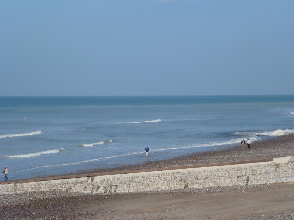 Apartamento Le Normandy Pourville-sur-Mer Habitación foto