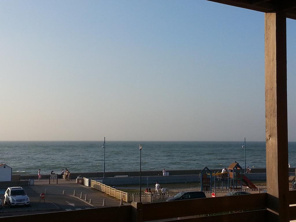 Apartamento Le Normandy Pourville-sur-Mer Habitación foto